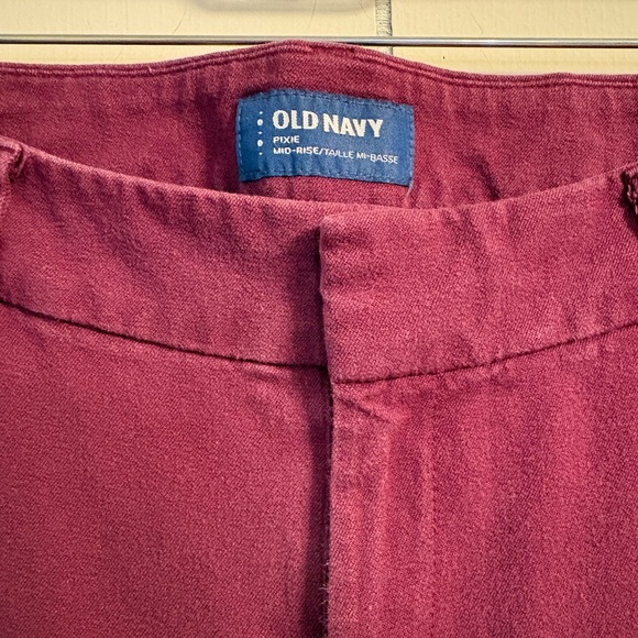 Old Navy Pixie Mid Rise Ankle Pants Purple Fuchsia - Picture 4 of 8